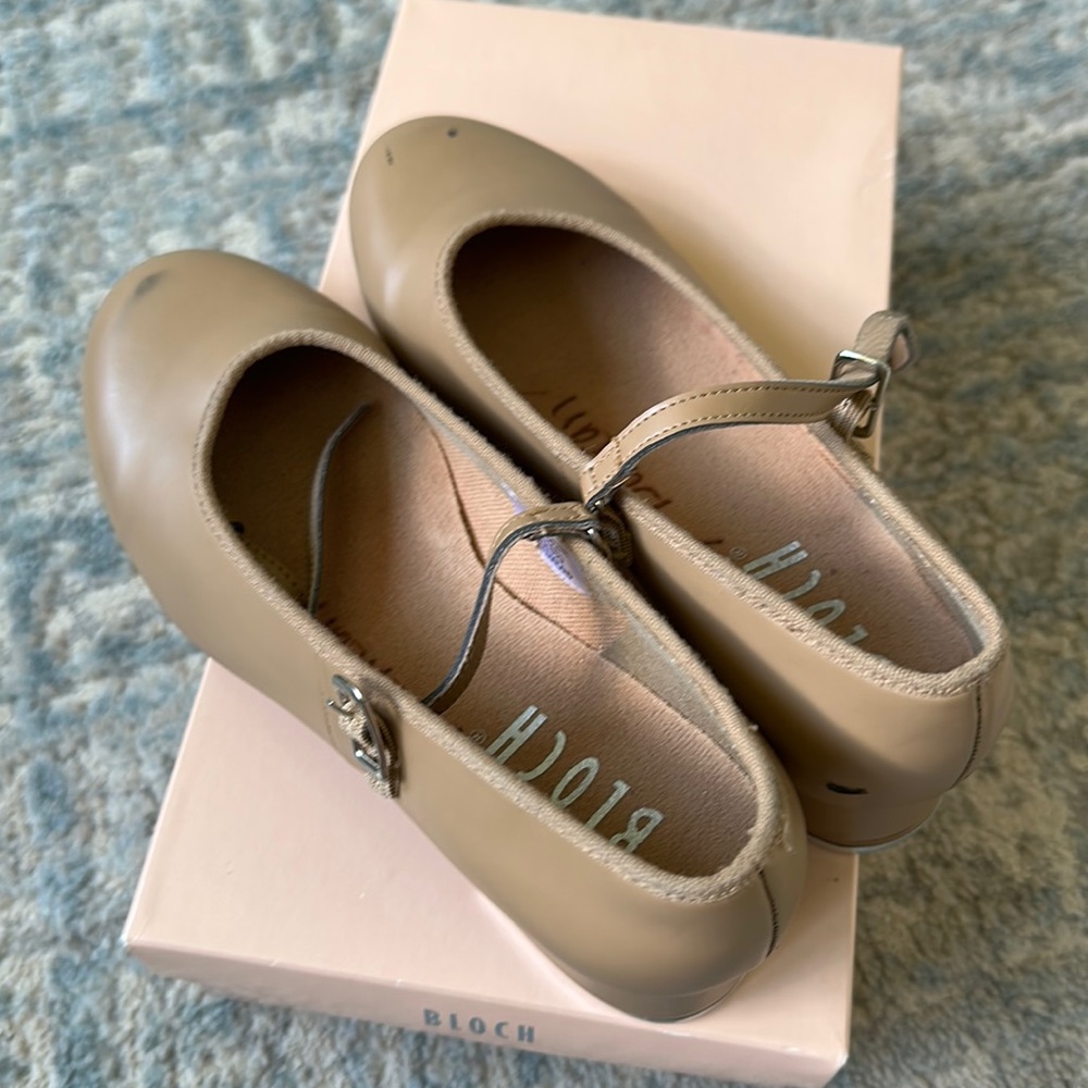 Merry Jane Tap shoes girls